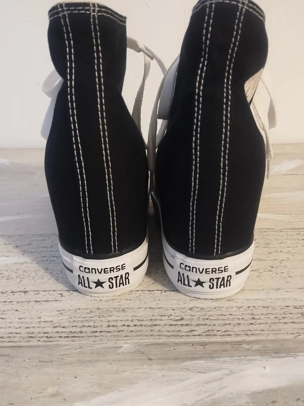 Converse Women  U.S.A 8All Star Wedge High Hidden Heel Chuck Taylor color black